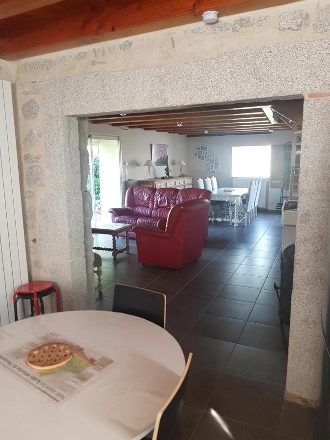 gite a la campagne Noailhac  Extérieur photo